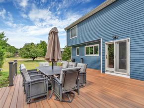 9 Spruce St, Blackstone MA 01504
