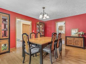 9 Spruce St, Blackstone MA 01504