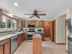 9 Spruce St, Blackstone MA 01504