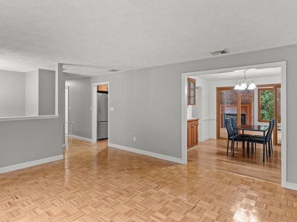 19 Maplecrest Drive, Southborough MA 01772
