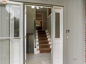 19 Maplecrest Drive, Southborough MA 01772