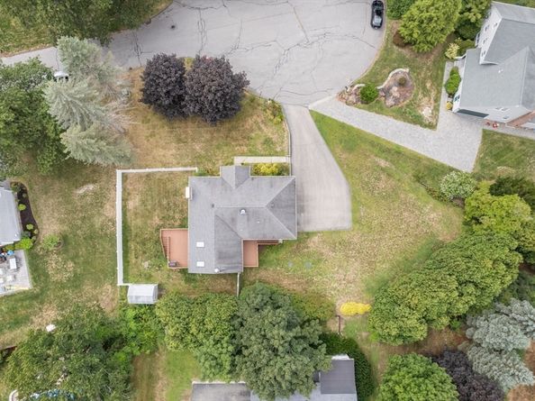 19 Maplecrest Drive, Southborough MA 01772