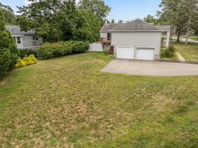 19 Maplecrest Drive, Southborough MA 01772