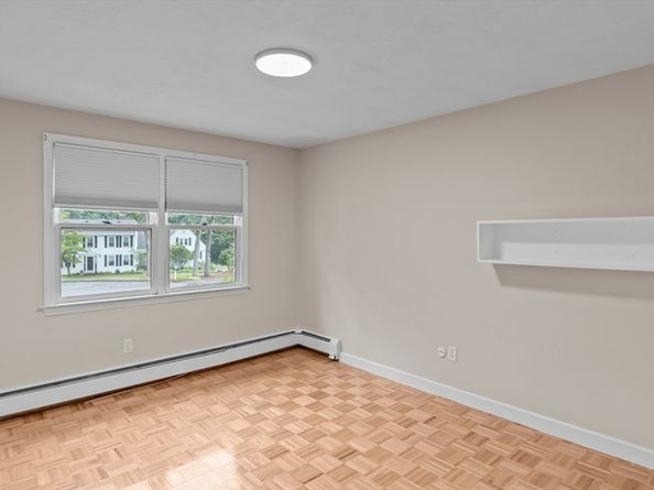 19 Maplecrest Drive, Southborough MA 01772