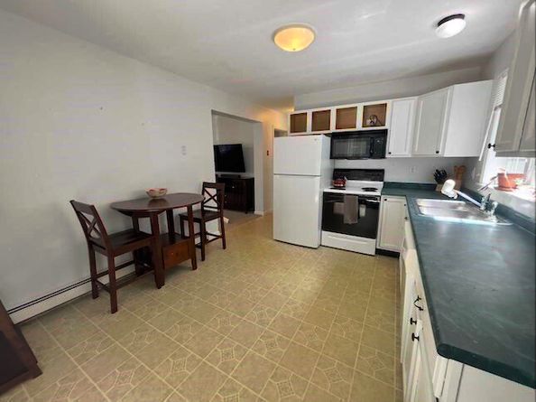 43 Swan Ave., Worcester MA 01602