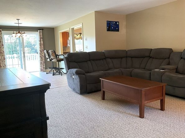 2 Crestview Dr 52, Spencer MA 01562