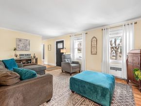 7 Longworth Rd, Worcester MA 01602