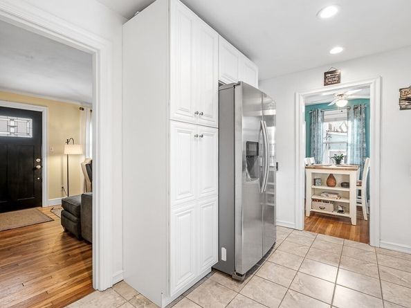 7 Longworth Rd, Worcester MA 01602