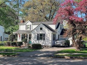 7 Longworth Rd, Worcester MA 01602