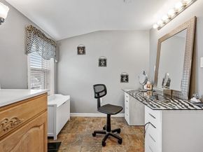 7 Longworth Rd, Worcester MA 01602