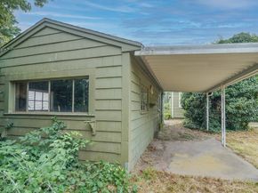2 Pine Lake Dr, Wareham MA 02538