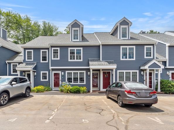 5 Hobart Ln 5, Rockland MA 02370