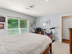 5 Hobart Ln 5, Rockland MA 02370