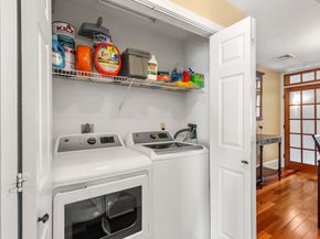 5 Hobart Ln 5, Rockland MA 02370