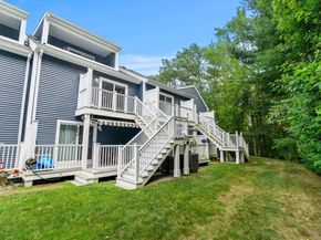 5 Hobart Ln 5, Rockland MA 02370