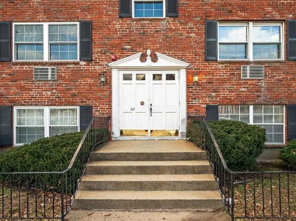 217 Neponset Ave 33, Boston MA 02122