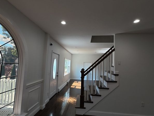 184 Perkins Ave, Brockton MA 02302