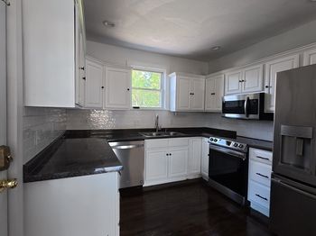 184 Perkins Ave