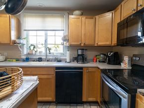 157 School St, North Brookfield MA 01535