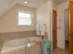 157 School St, North Brookfield MA 01535