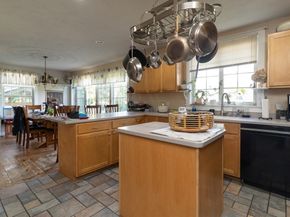 157 School St, North Brookfield MA 01535