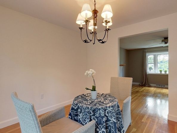 16 Crooked Spring Rd, Billerica MA 01862