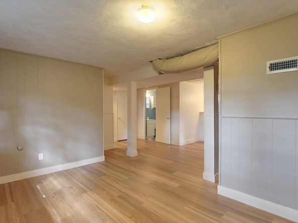 16 Crooked Spring Rd, Billerica MA 01862