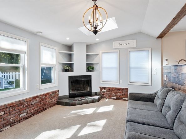 7 Greenwood Road, Northborough MA 01532