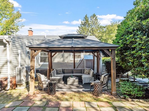 7 Greenwood Road, Northborough MA 01532