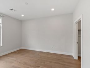 124 Highland Ave 204, Somerville MA 02143