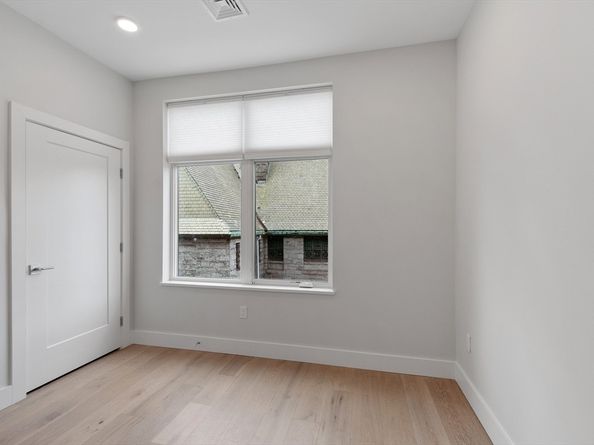 124 Highland Ave 204, Somerville MA 02143