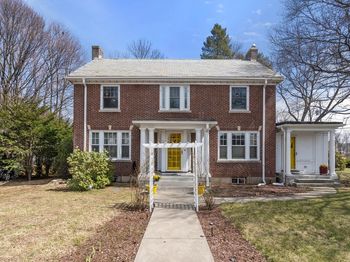 128 Blue Hills Pkwy