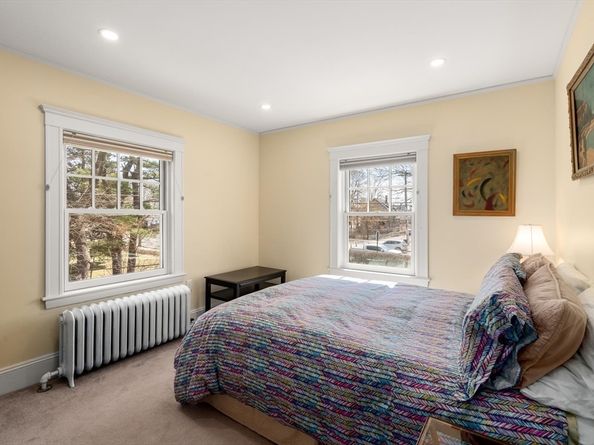 128 Blue Hills Pkwy, Milton MA 02186