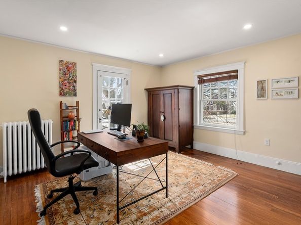 128 Blue Hills Pkwy, Milton MA 02186