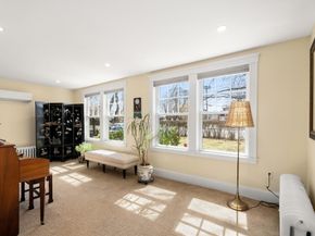 128 Blue Hills Pkwy, Milton MA 02186