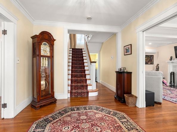 128 Blue Hills Pkwy, Milton MA 02186