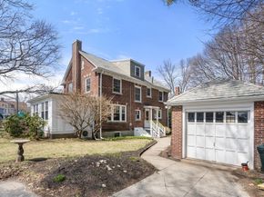 128 Blue Hills Pkwy, Milton MA 02186