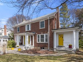 128 Blue Hills Pkwy, Milton MA 02186