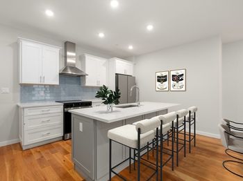 267 Old Colony