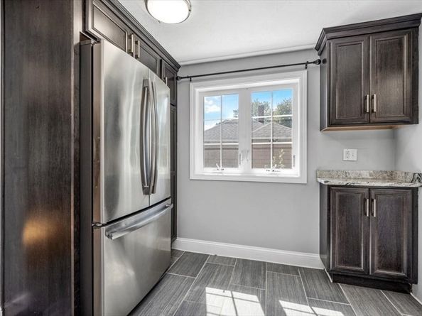11 Thayer Ave, Weymouth MA 02188