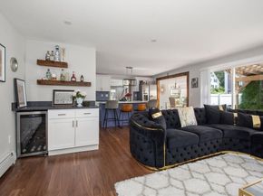 72 High St, Southbridge MA 01550