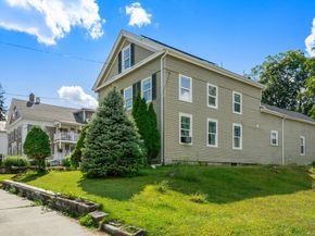 72 High St, Southbridge MA 01550
