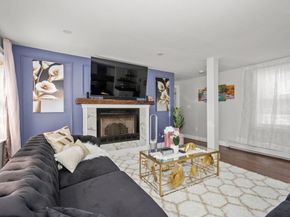 72 High St, Southbridge MA 01550