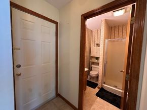 1098 Stafford St 5, Leicester MA 01542