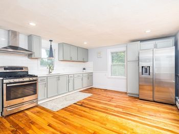 24-A Purchase St