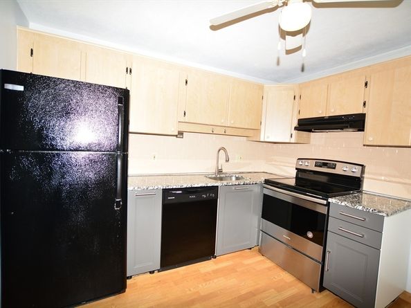 9-B Mayberry Drive 1, Westborough MA 01581