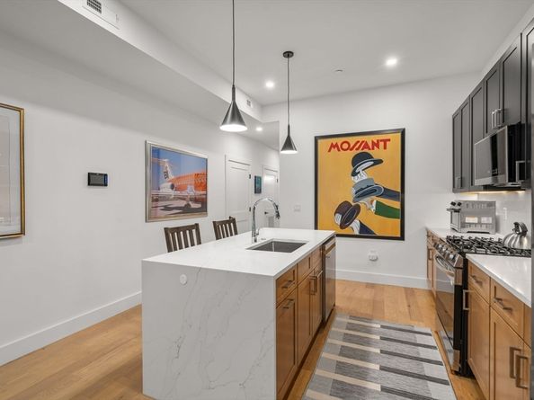 231 Everett 1, Boston MA 02128