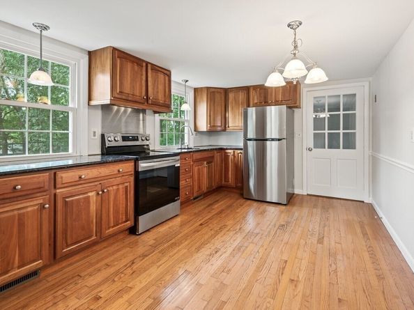 39 Harvard Ave., Shrewsbury MA 01545