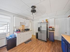 152 S Franklin St, Holbrook MA 02343