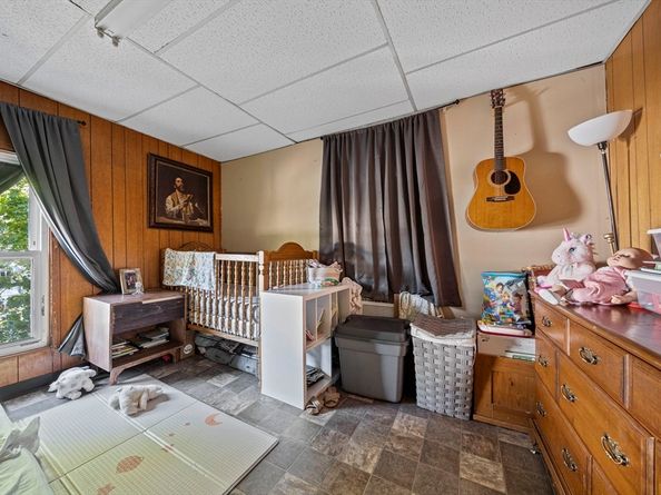 152 S Franklin St, Holbrook MA 02343